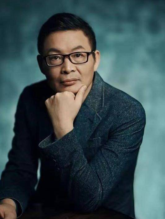 作家阿耐为何如此神秘和低调,也许她