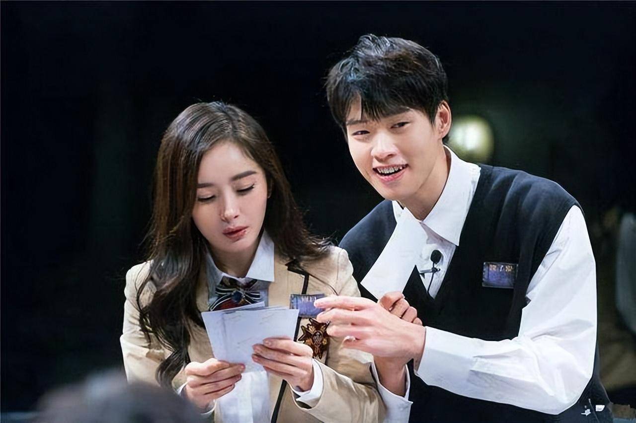 是顶流却没有代表作,这7个明星"火"得不合常理_鞠婧祎_华晨宇_演技