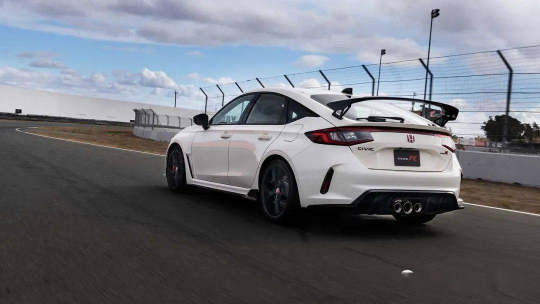 史上最强的Honda Civic Type R FL5？试完就想买！_搜狐汽车_搜狐网