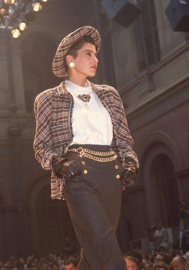 80年代首批超模的复古照片,知性又优雅_杜拉_chanel_克里斯蒂