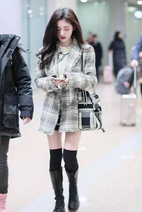 鞠婧祎真的很会玩!