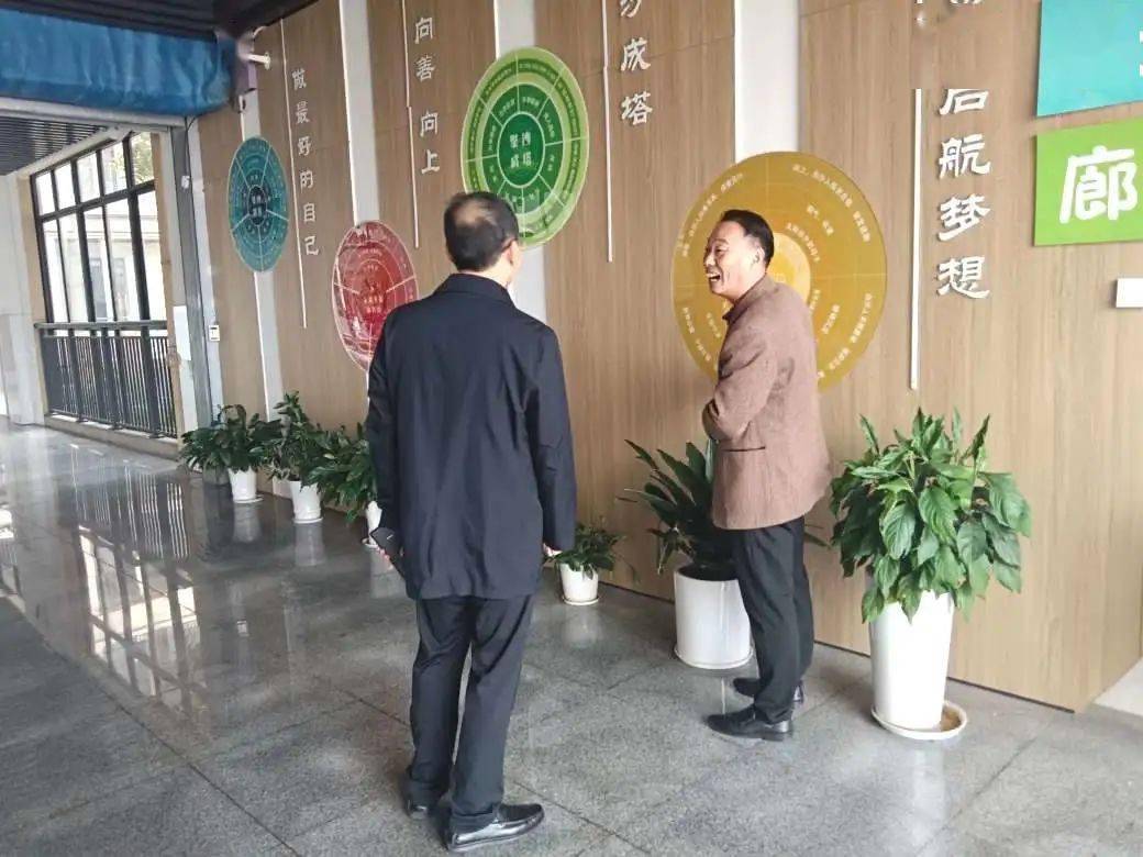 【白沙小学61师生活动】"名誉校长"进校园 携手白沙促发展_伯伯_傅