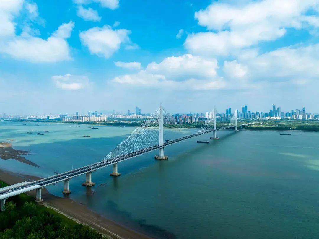 【获奖】公司参建的南京江心洲长江大桥获国际桥协"杰出桥梁结构奖"
