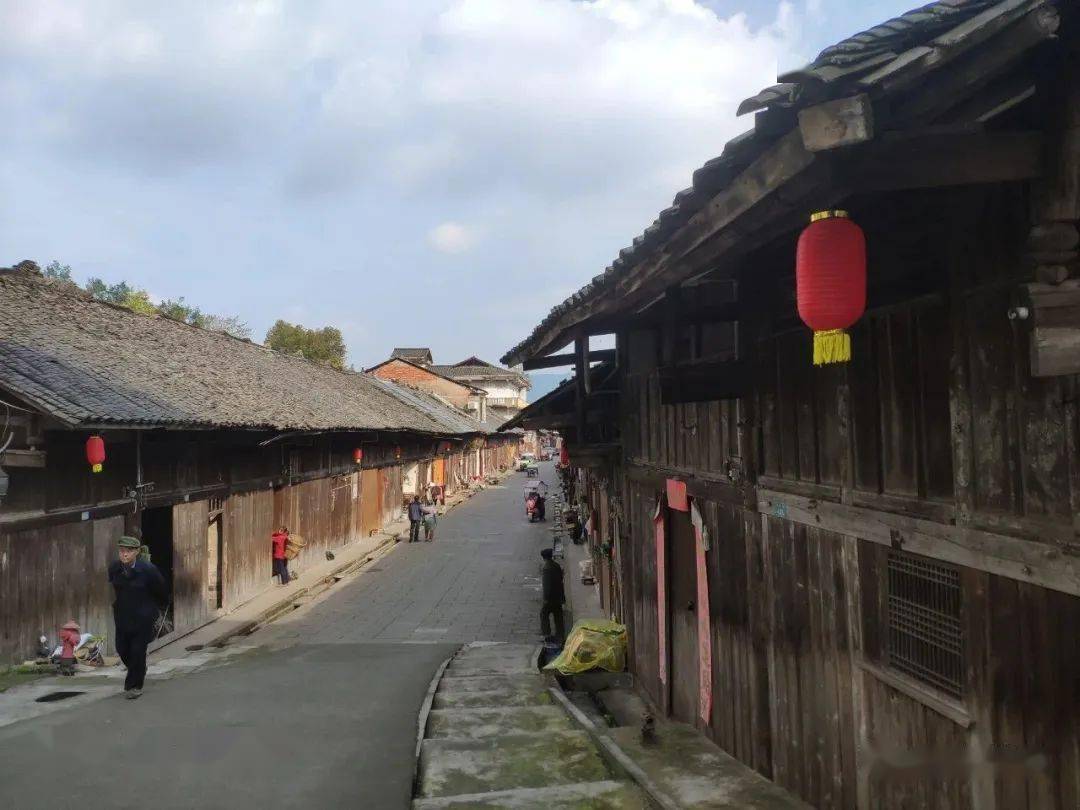 火井古镇:天然气的原乡|雨后的赶场天_镇上_茶叶_邛崃市