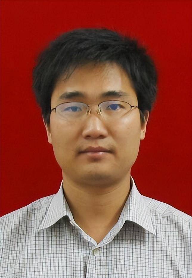 央视主播杨丹:嫁初恋丁克15年愁坏婆婆,40岁意外得子全家乐开怀_佟强