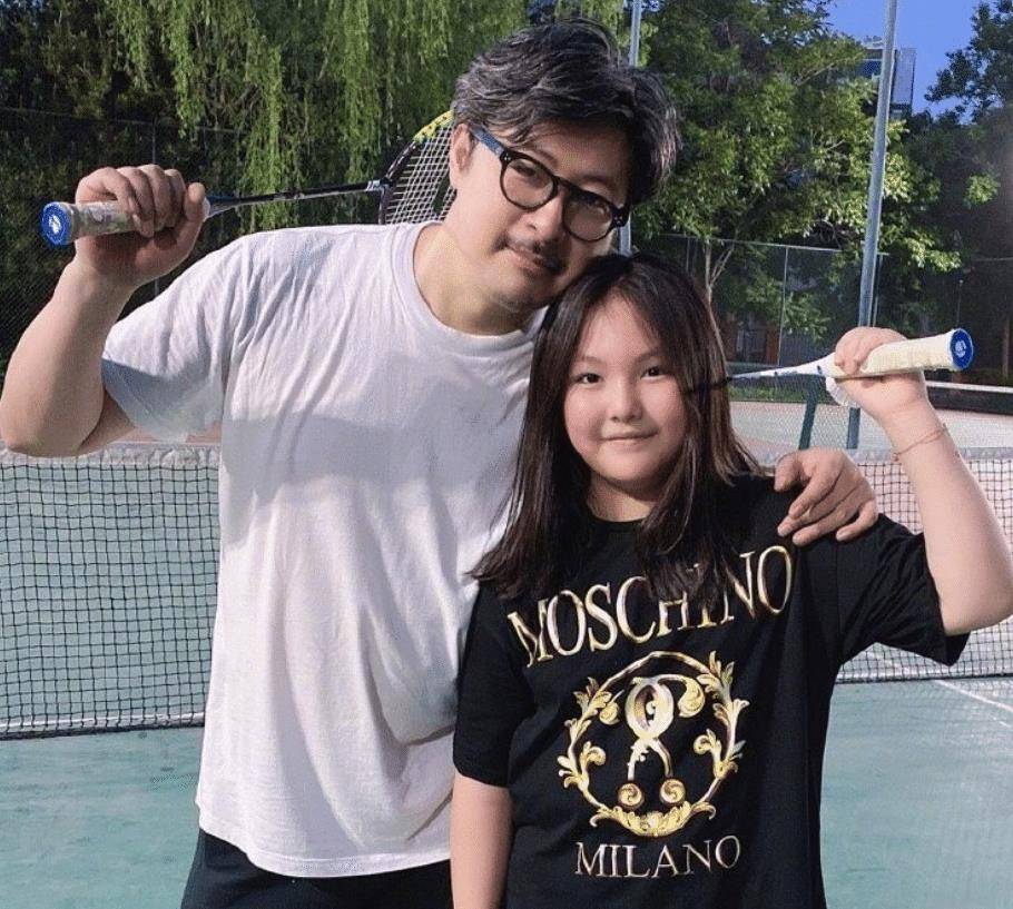 11岁王诗龄身高赶超李湘,身形却判若两人_王岳伦_因为_带着