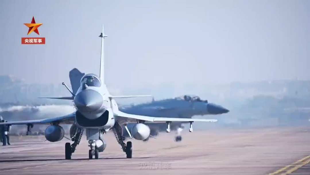 东部战区,海上截击空战训练_飞行员_远海_敌机