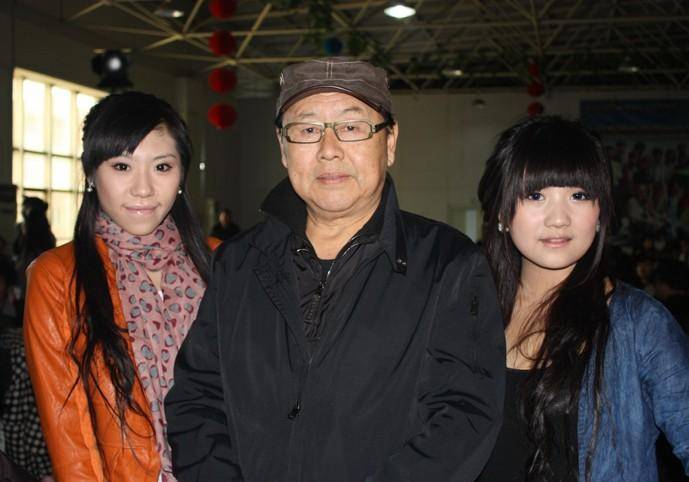 马德华:抱十斤棉花演猪八戒,恩爱49年零绯闻,他才是人生赢家_侯玉敏