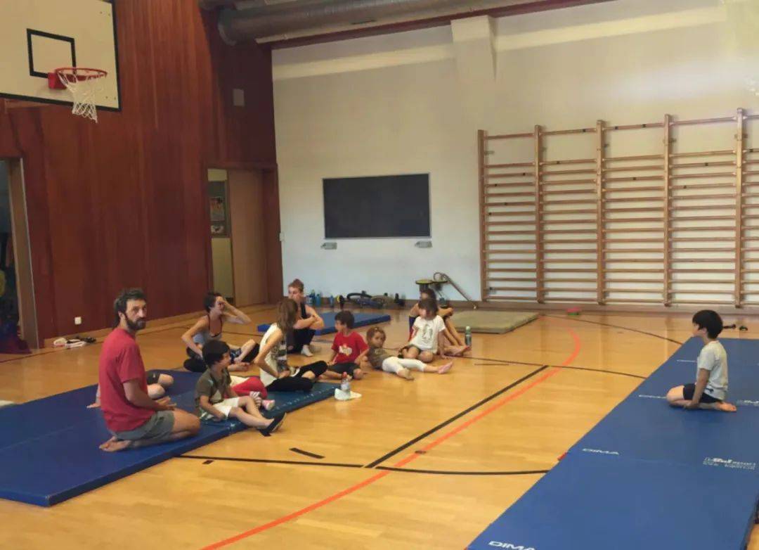 赫尔辛基幼儿园招聘_北京到赫尔辛基移民经历_芬兰教育平等优势分析