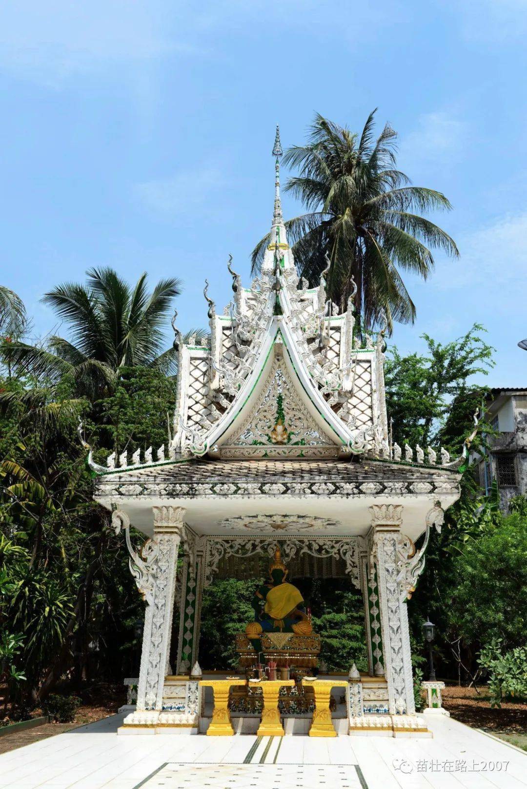 23:在老挝首都万象的最后一天,the last day in vientiane_城市_寺庙