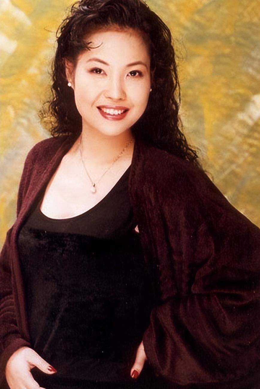 梦鸽的前情往事:曾经也是苦孩子,泪水过后学做"狠心妈"_沙市_余明_首