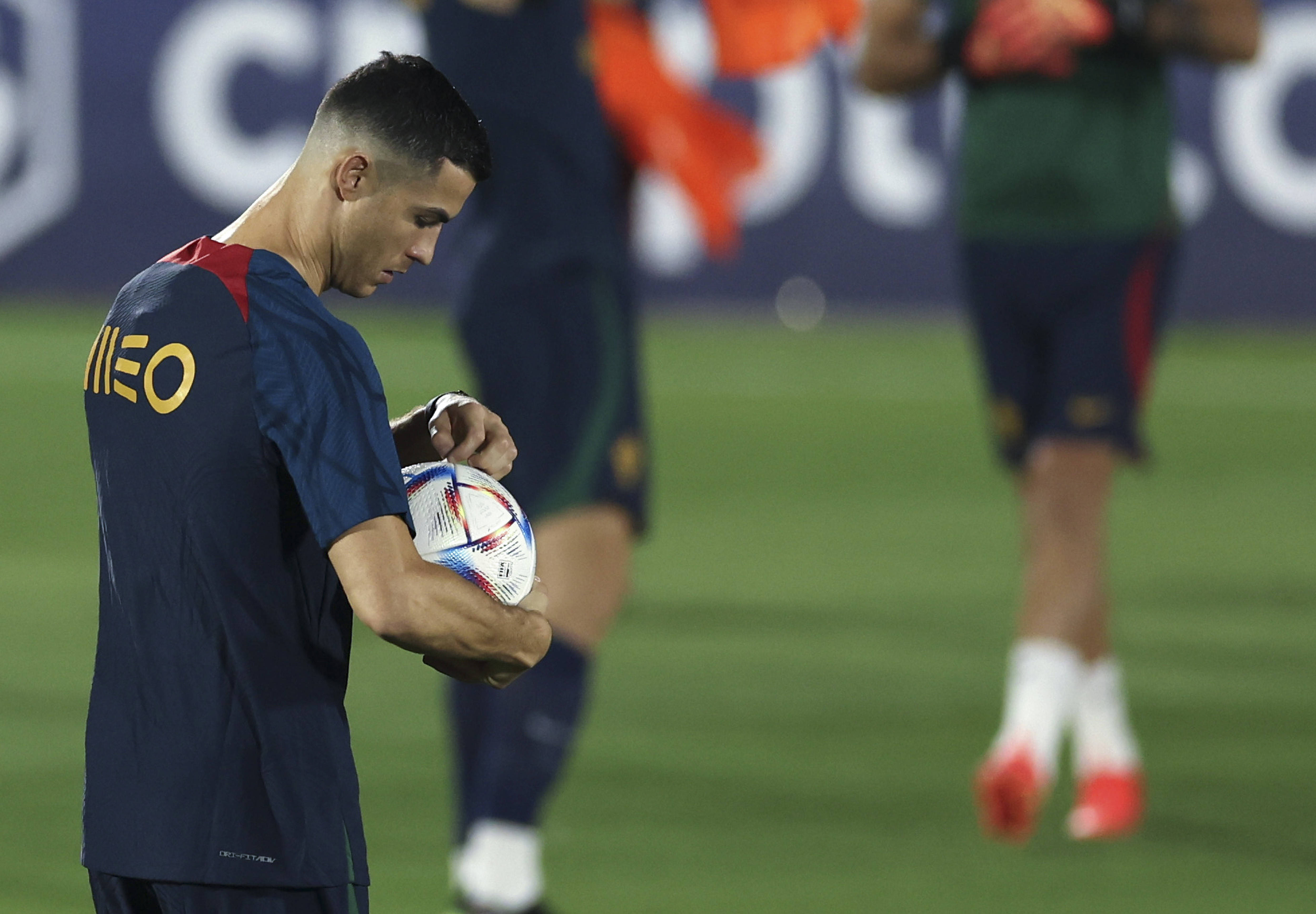 卡塔尔世界杯|c罗,在卡塔尔完成救赎?_葡萄牙队_训练_加纳队