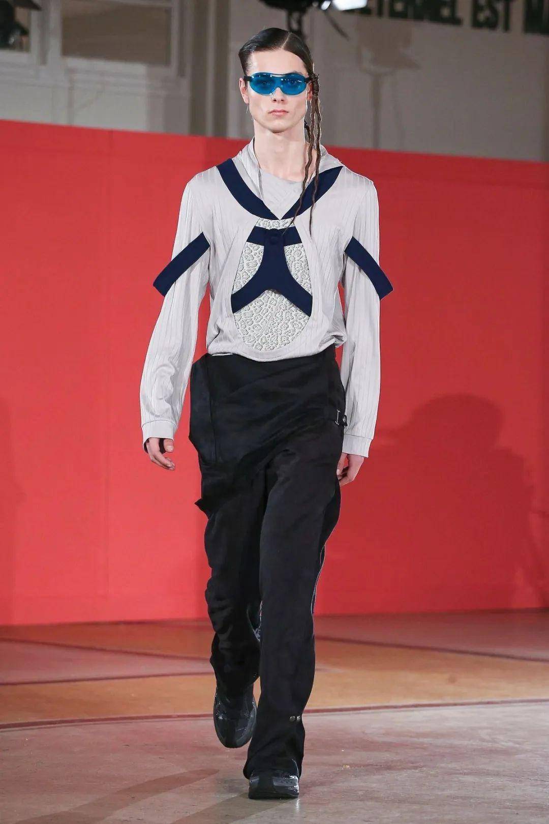 圣马丁新锐设计师kiko kostadinov挑战你对工装的想象_设计界_风格