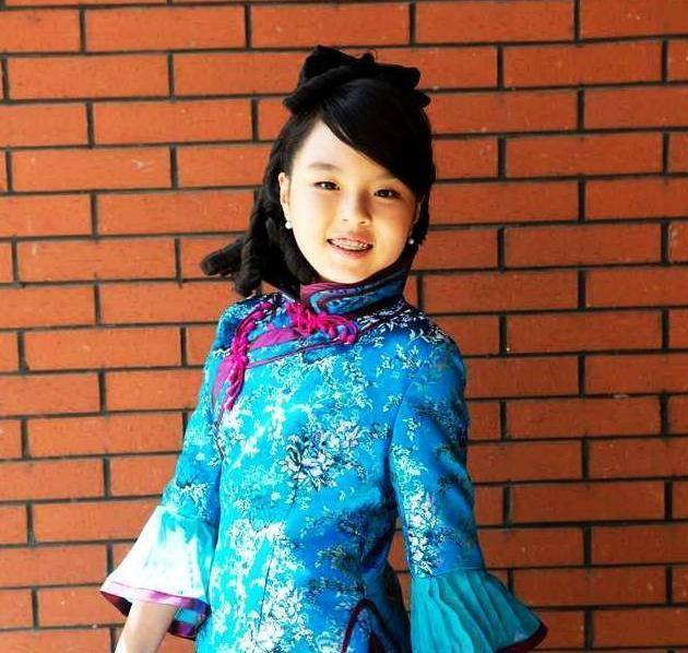 李咏女儿法图麦女大十八变!