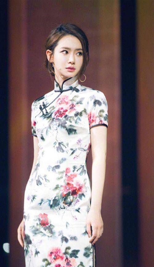 李宇春:别再说我假小子,我穿上"朱雀裙",高级感谁也复制不了_中国