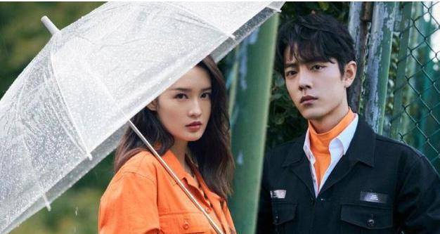 在很多年前成名出道的李沁,曾与邓伦,杨洋,肖战等传来过感情,但并沒有