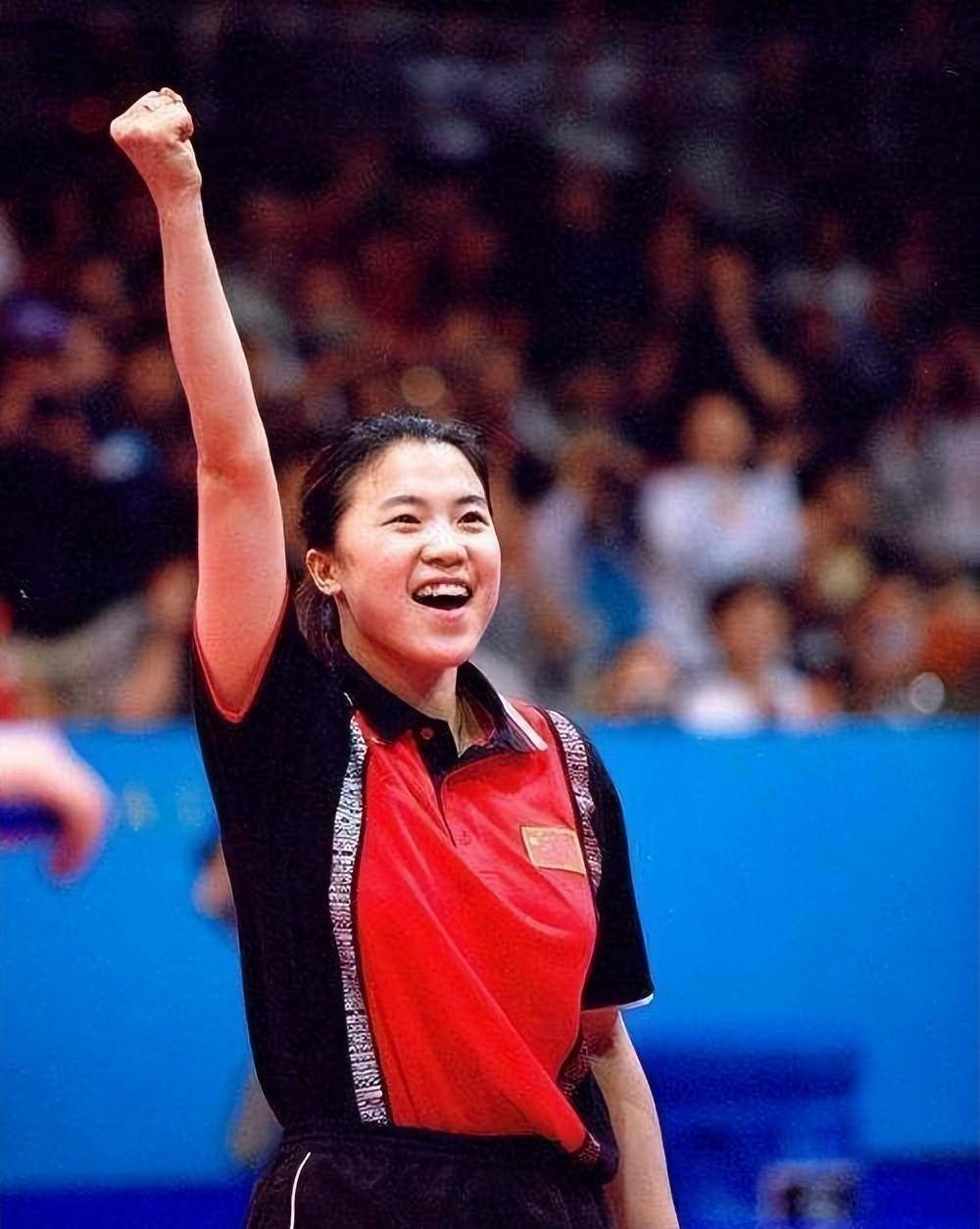 王楠:丈夫身价亿万,儿子是乒乓球冠军,女儿的陪练也是世界冠军_邓亚萍