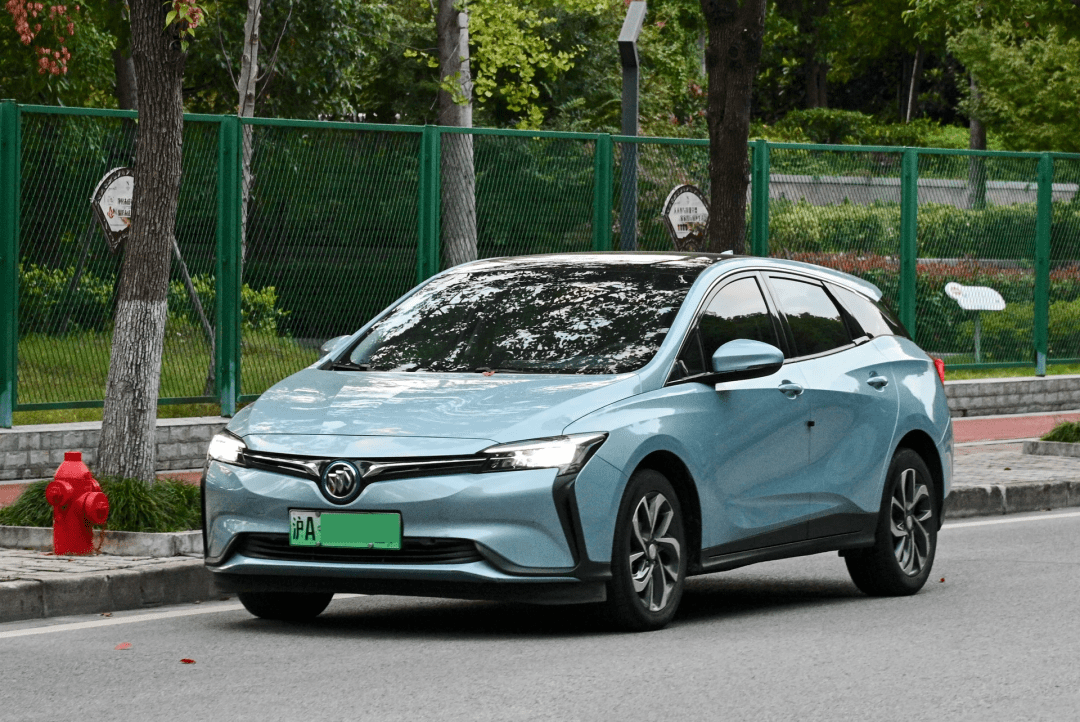 【路试笔记】二手别克微蓝,沪绿牌纯电车,大空间配置好,家庭实用之选!