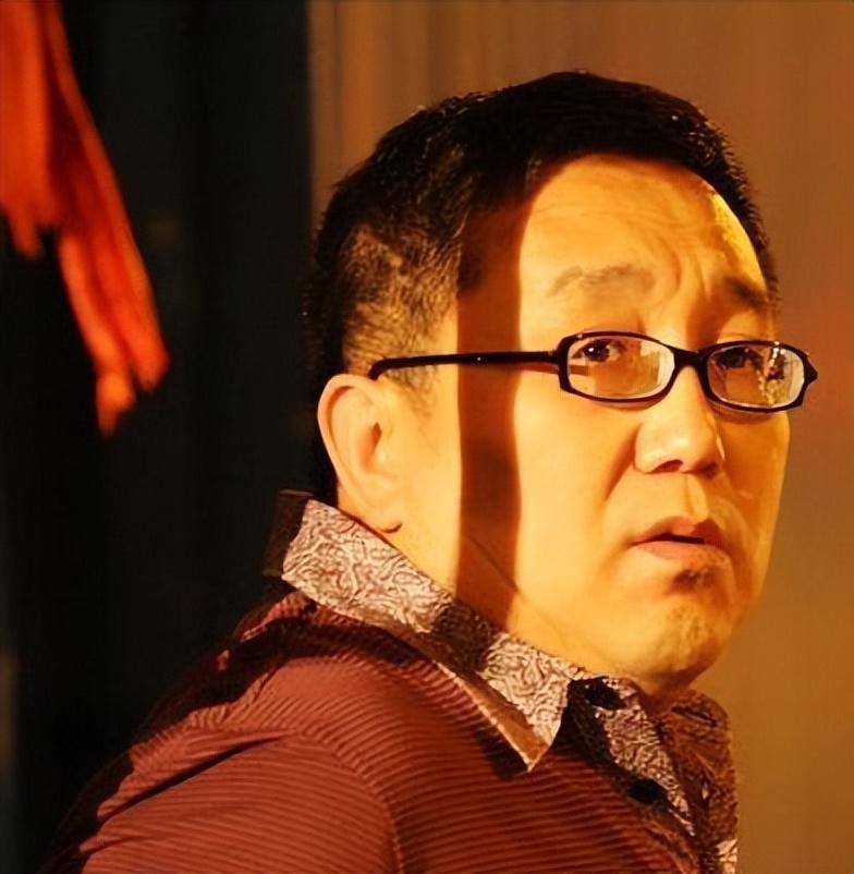 句号:我这辈子最正确的决定,就是让丧子的岳父岳母晚年不再流泪_表演