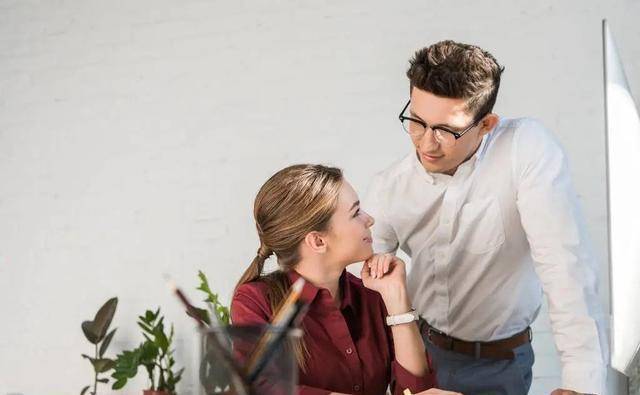 男女之间这样沟通,聊得越多,感情死得越快_王秋雨_朱雅琼_章贺