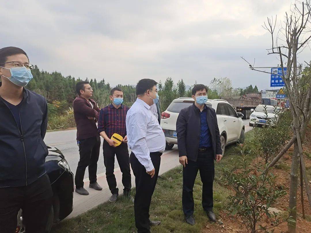 县委常委,常务副县长夏侯云深入洋江镇洲背村,茅洲村和分宜镇芦塘村