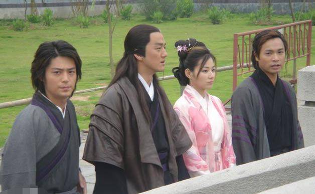 这部剧在2005年播出,主要讲述了明朝中期"护龙山庄"天地玄黄四大密探