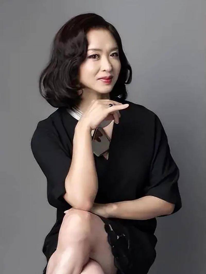 金星的妈妈韩颖:儿子变女儿,挺过了流言蜚语,如今一家其乐融融_孩子