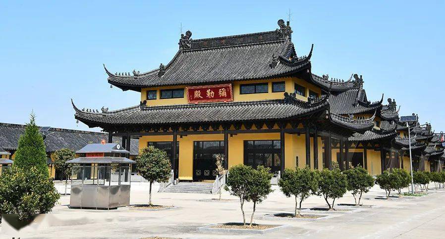 游览建湖延寿寺,体味佛教文化的独特魅力(2)_寺庙_香炉_居士