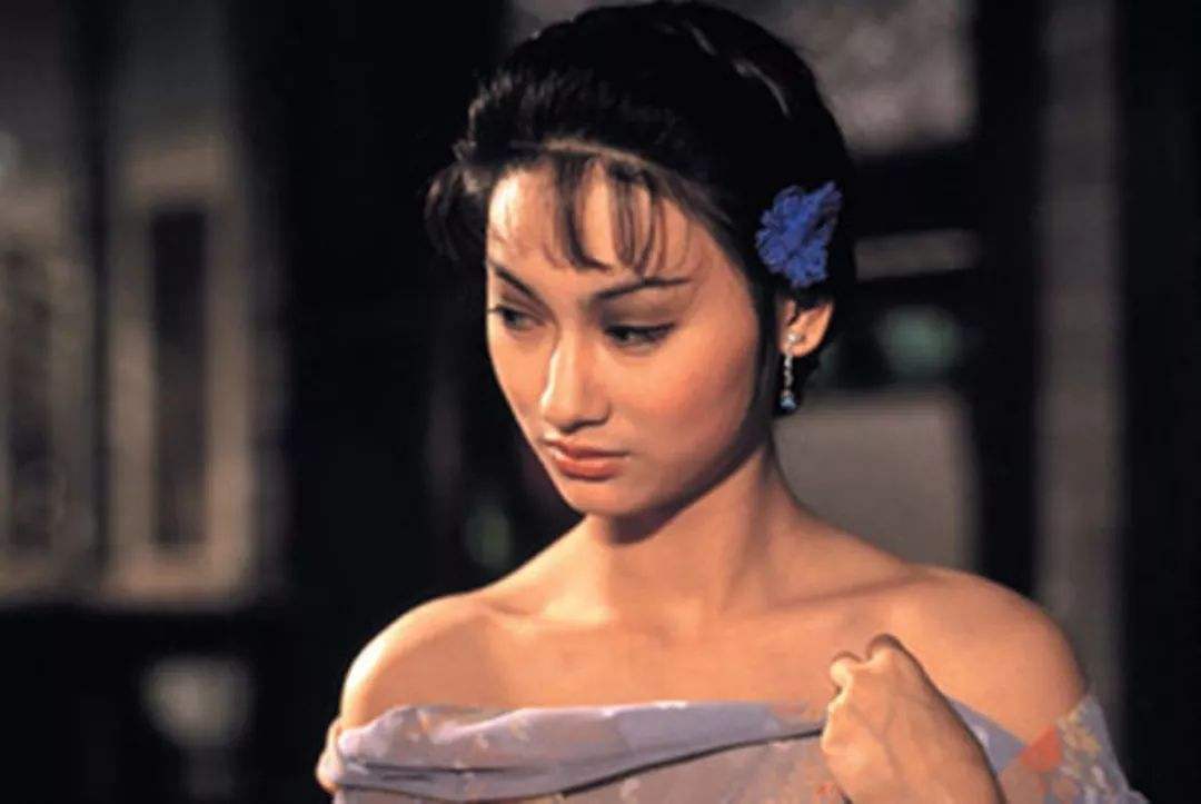 惠英红:母亲是我心中的痛,生活比戏更重要,珍惜比可惜更珍贵_小时候