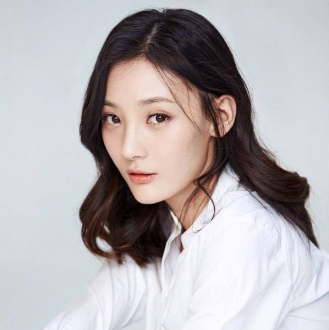 白宇的同学出道多年没走红,新戏出演朱一龙老婆却遭到一片骂声_张恒羽