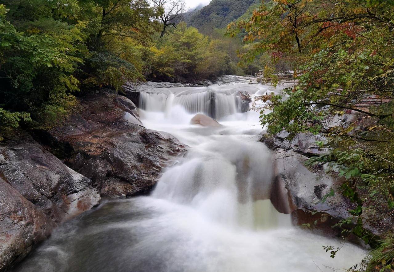 清秋翩跹在"秦岭小九寨"_黄柏塬_太白县_风景区