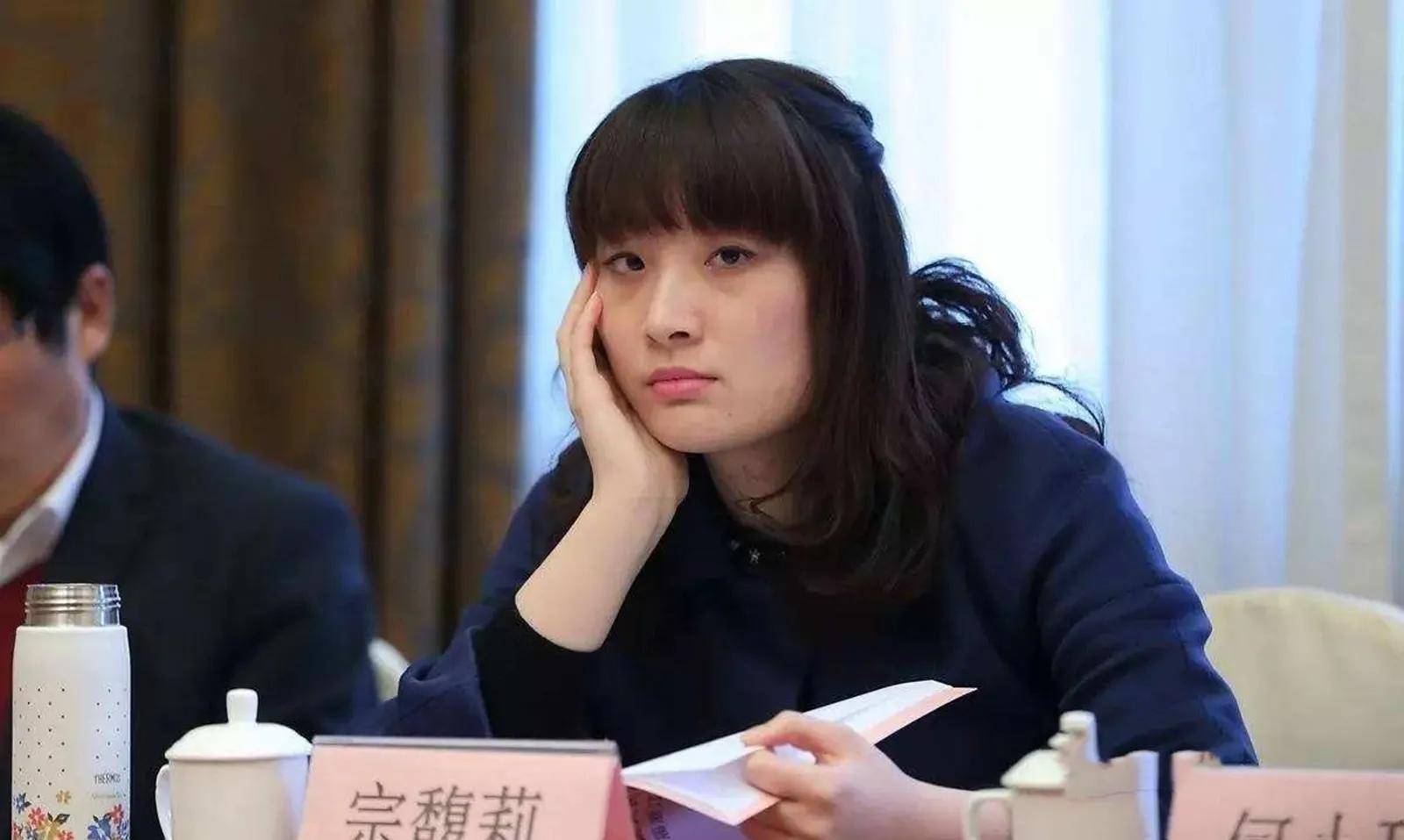 杭州姑娘"很淡定":身价400亿,40岁仍未婚_宗馥莉_娃哈哈集团_宗庆后