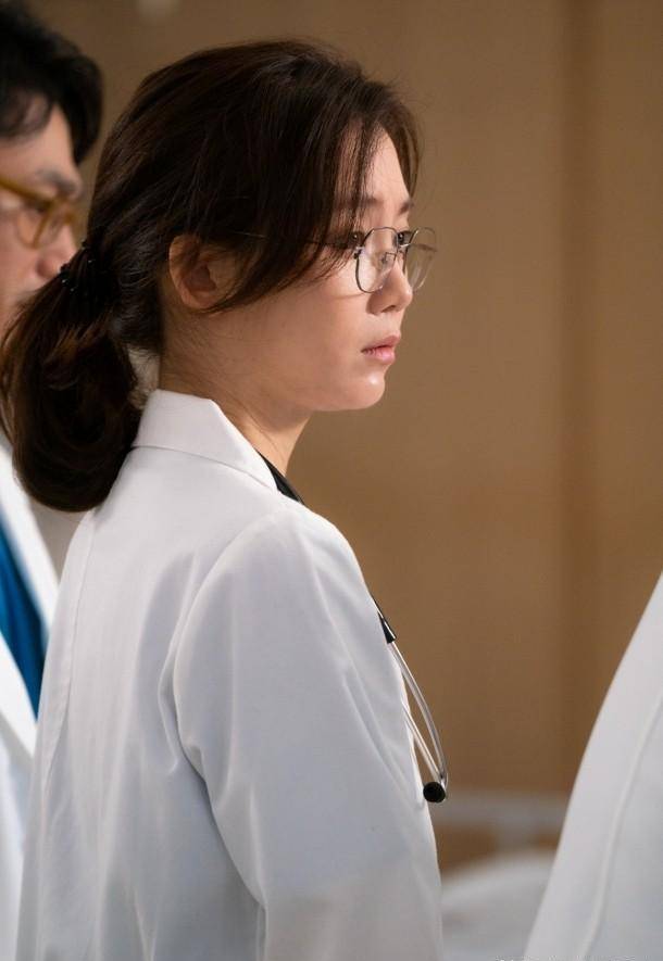 申贤彬,遇见春季迎来春天,蛰伏10年,人生作引关注_生活_医生_电影