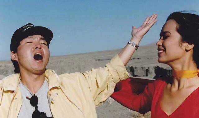 之前最后一夜被我们中国"mv王子"王国平导演和我们一样传奇的作曲家