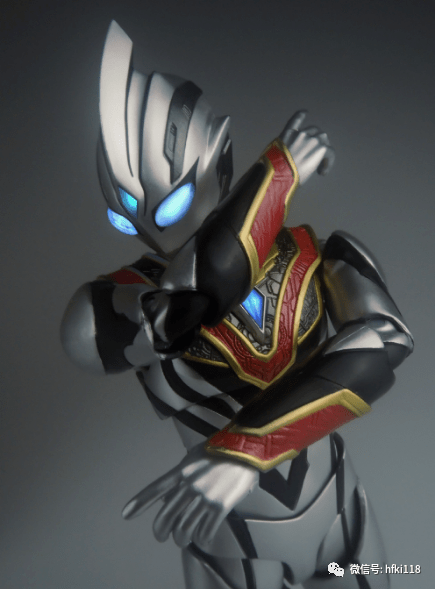 邪恶特利迦shf手办实物欣赏,互动能力很强,和假面骑士完美联动_奥特曼
