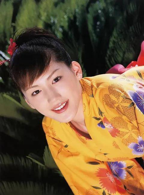 绫濑遥美图:一夏鉴赏