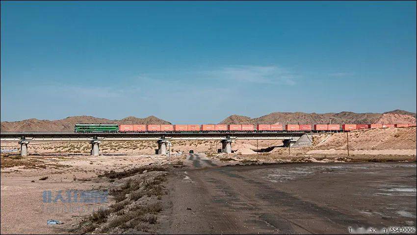 2021年10月,内蒙古巴彦淖尔.甘泉铁路.