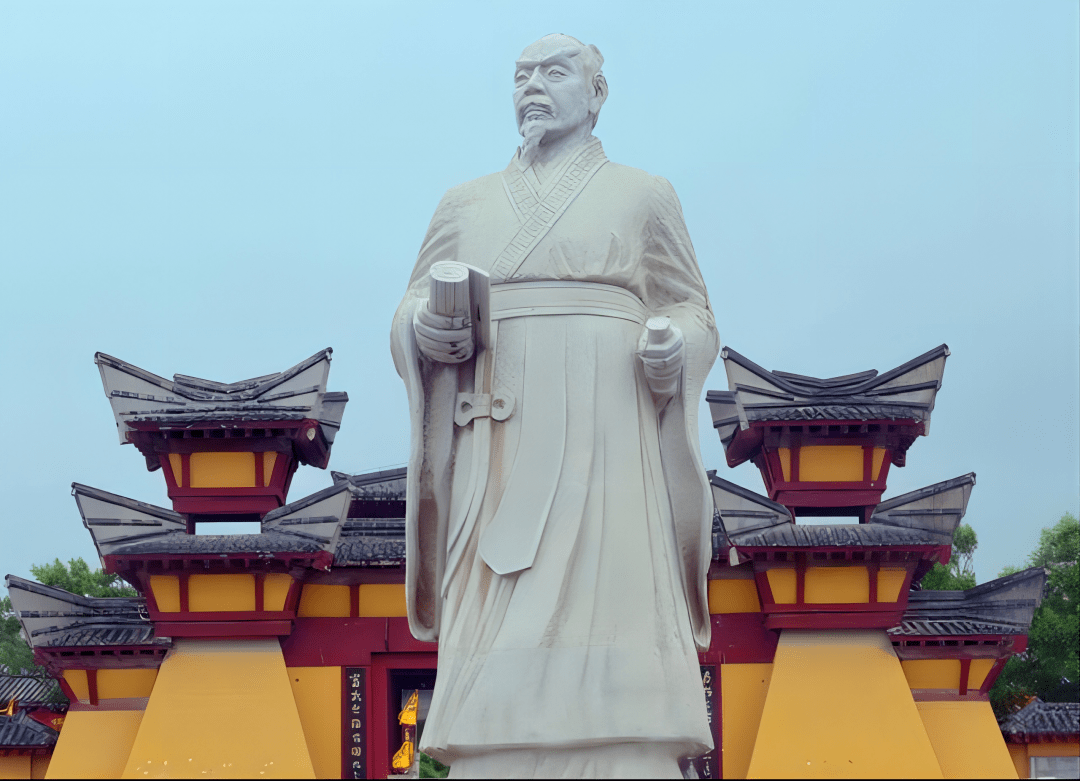临淄地名故事——管仲墓前念管仲