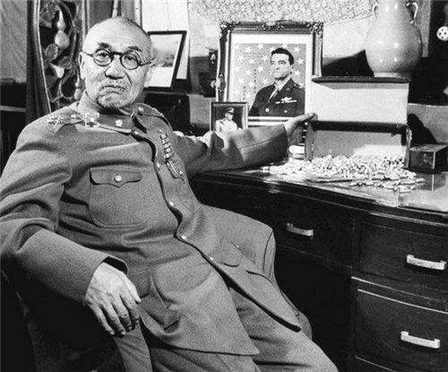 日军甲级战犯冈村宁次曾在侵华战争时期担任日军最高指挥,此人恶贯