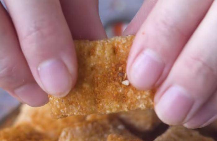 在家教你做小米锅巴,简单好吃又酥脆,解馋营养的育儿美食_美味_笔者