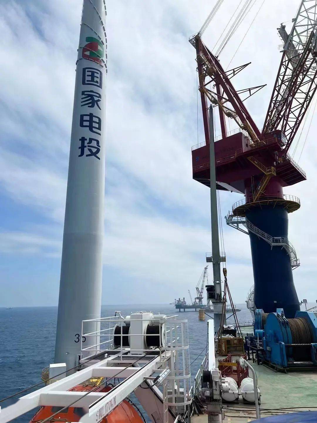 国家电投揭阳神泉二海上风电项目首批11mw风机并网发电