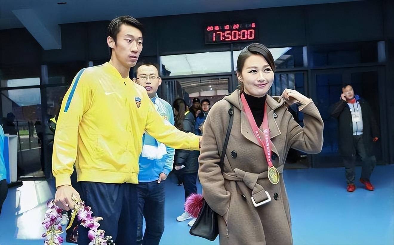 李铁供出三位国脚,张鹭涉嫌假球被抓,7000万养出了"白眼狼"_国足_调查