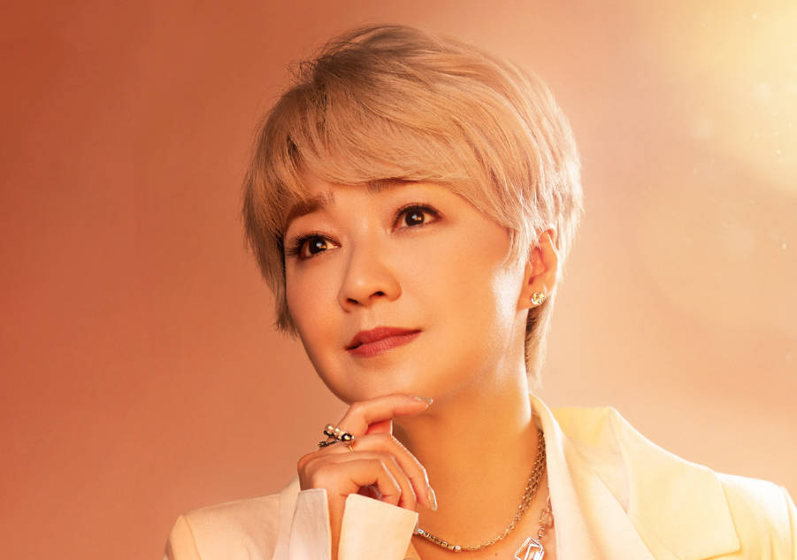 陈慧娴的歌迷可不少,即便是在年轻人中也有许多人喜欢她,但是在节目