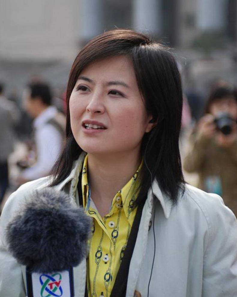 张泉灵:我这辈子最正确的决定,就是为大18岁的高官丈夫生儿子_李铁