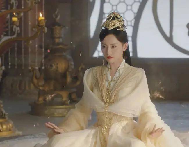 千古玦尘:芜浣在模仿上古?这三点早已露出端倪,你看出来了吗