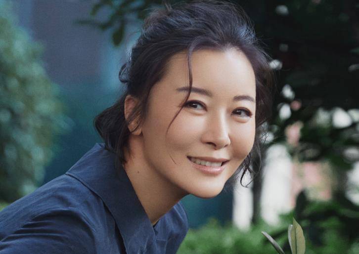 49岁柯蓝近况,一生恋情曲折,与黄志忠相爱多年却不结婚_感情_时候