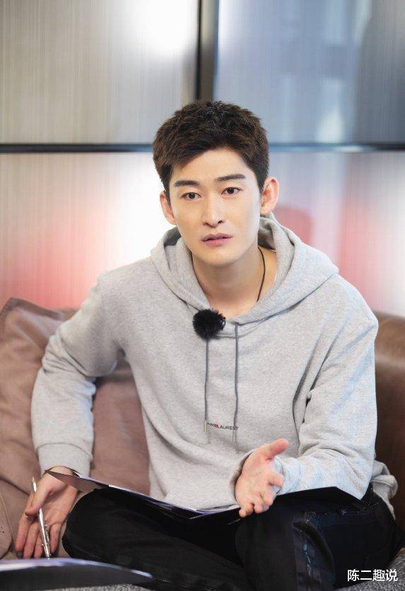 谁能想到张翰都已经37岁了,看着还是没什么变化,这个年龄真的有点不太