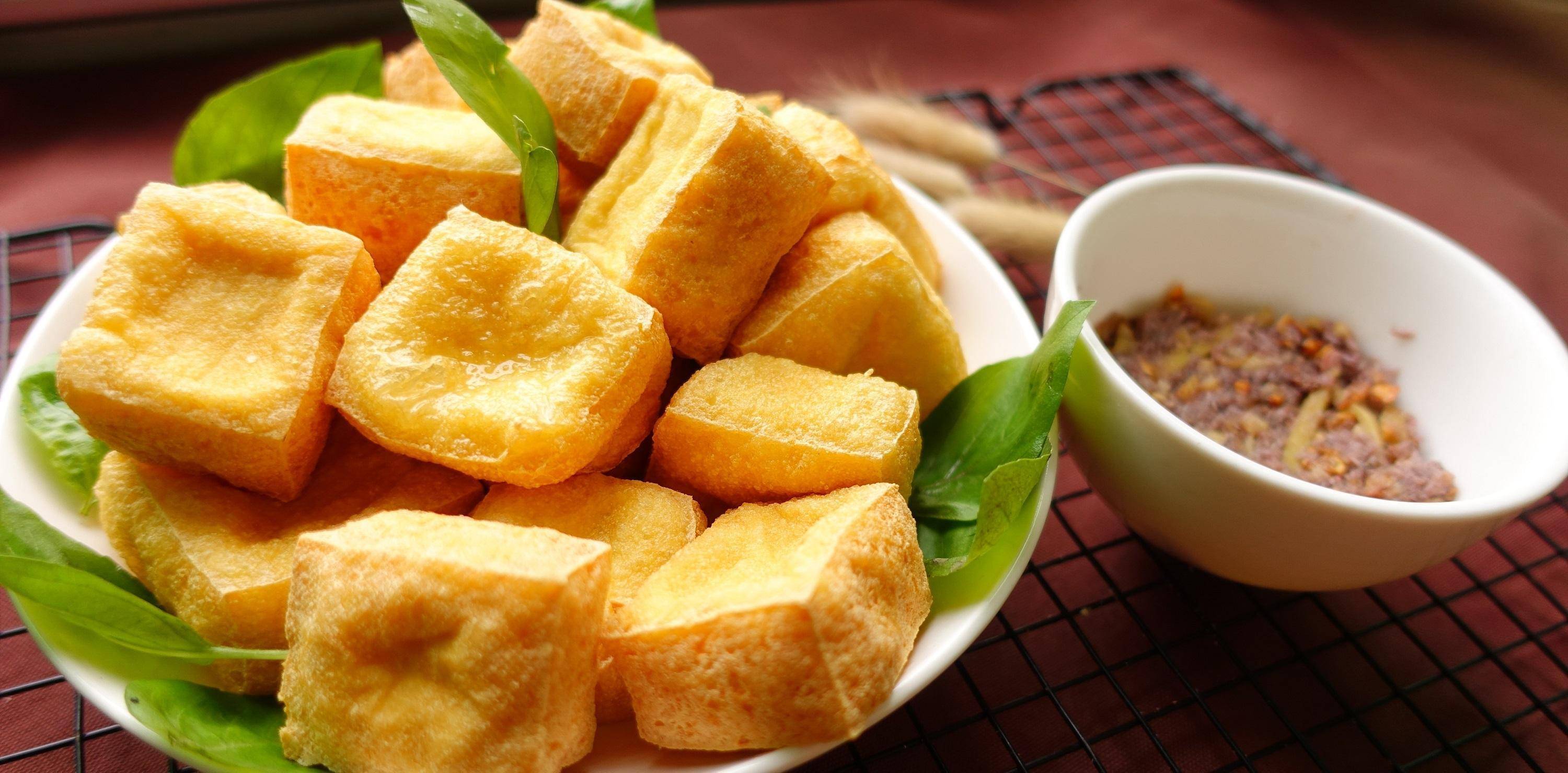 自制炸豆腐,妈妈再也不用担心我吃地沟油了_汤匙_南方_大块