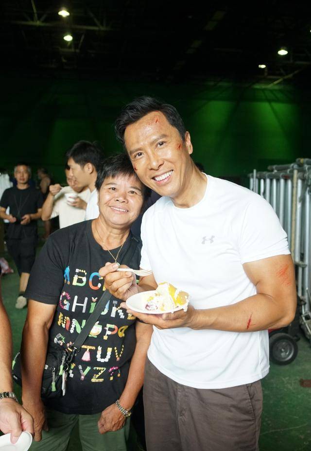 谢霆锋甄子丹时隔十年再合作新片《怒火》明年暑假上映_妻子_叶问_最