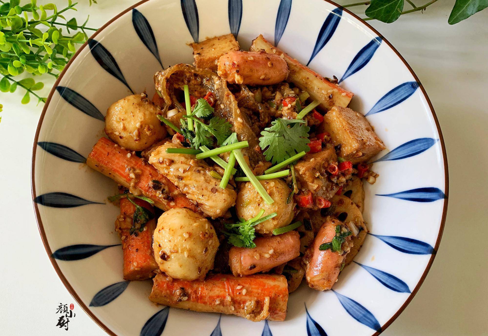 寒露过后,来一道自制麻辣拌,香辣开胃又解馋,特别简单_步骤_芝麻_藕片